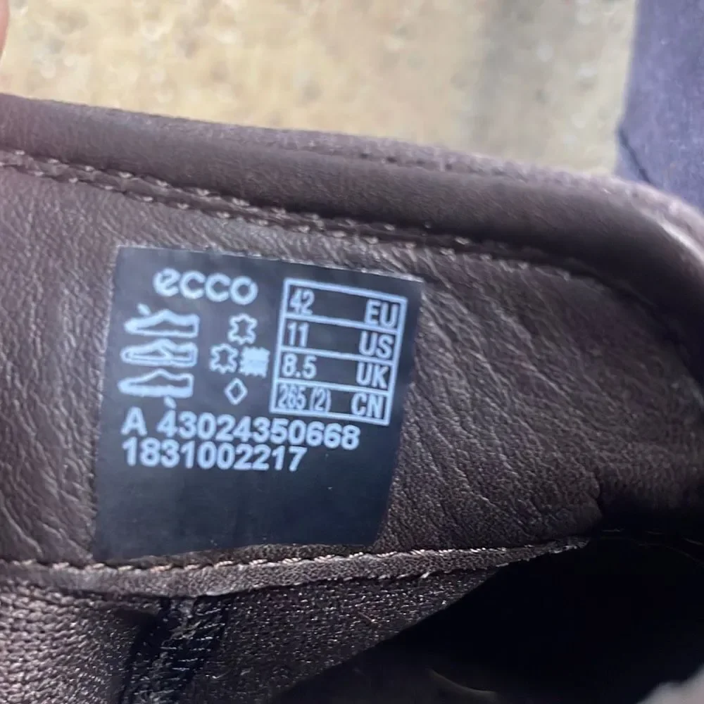 Ecco Women's Soft 7 Side Zip Bootie Sneakers in Dark Shadow Leather sz 11 Extra